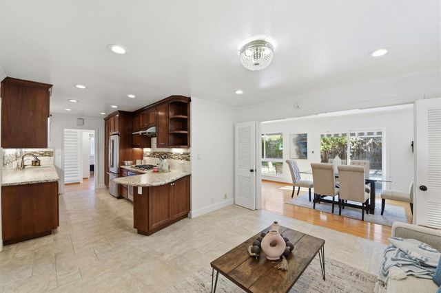 574 Carrick Court, Sunnyvale, CA 94087