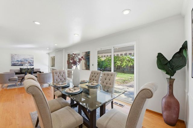 574 Carrick Court, Sunnyvale, CA 94087