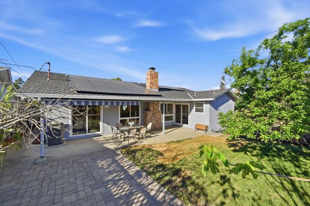 574 Carrick Court, Sunnyvale, CA 94087