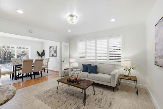 574 Carrick Court, Sunnyvale, CA 94087