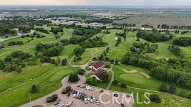 16372 Birdie Lane, Huntington Beach, CA 92649