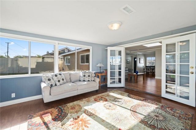 16372 Birdie Lane, Huntington Beach, CA 92649