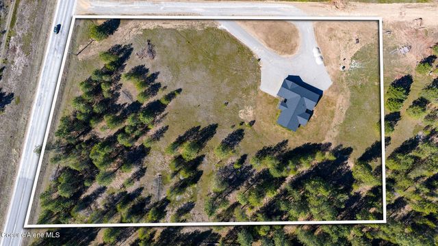 55 Flattery LN, Blanchard, ID 83804