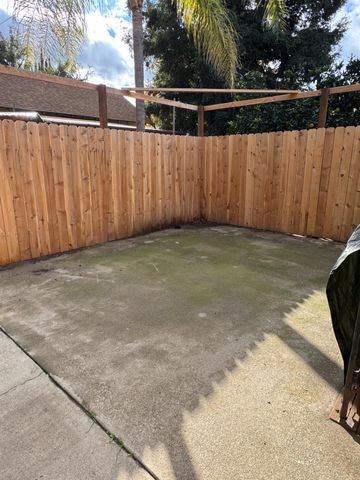 540 Forbes Ave, Yuba City, CA 95991