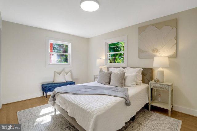 4612 9TH ST S, Arlington, VA 22204