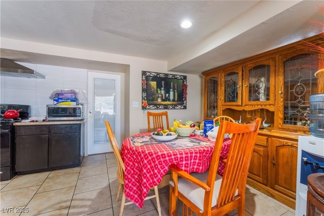 1908 Ardmore Street, Las Vegas, NV 89104