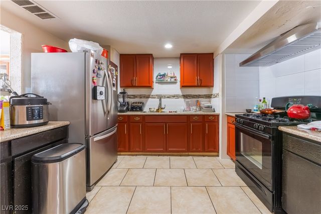 1908 Ardmore Street, Las Vegas, NV 89104