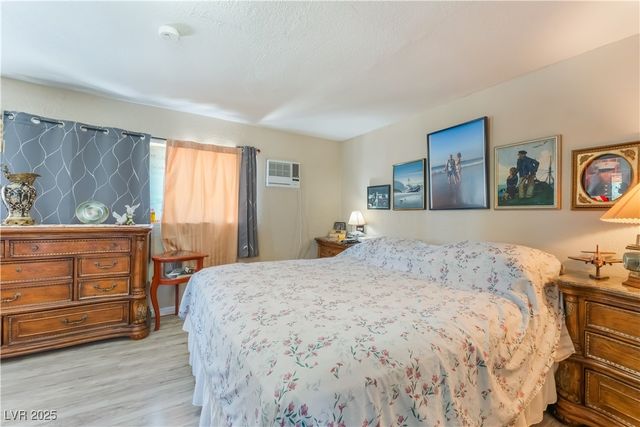 1908 Ardmore Street, Las Vegas, NV 89104