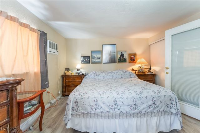 1908 Ardmore Street, Las Vegas, NV 89104