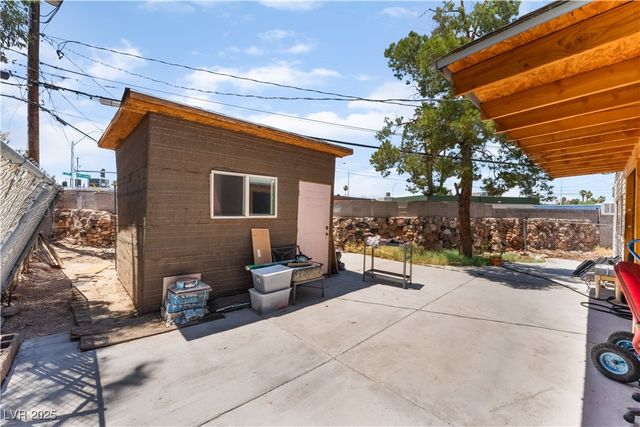 1908 Ardmore Street, Las Vegas, NV 89104