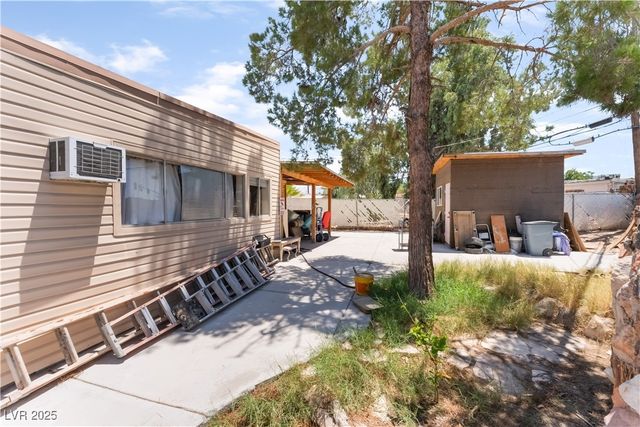 1908 Ardmore Street, Las Vegas, NV 89104