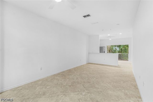 3285 Lindsey LN 2, Naples, FL 34109