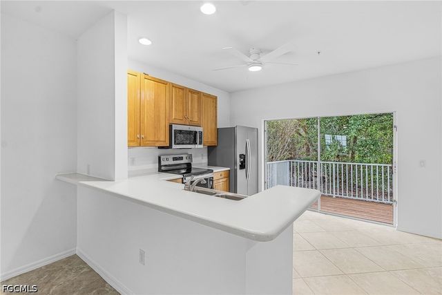3285 Lindsey LN 2, Naples, FL 34109