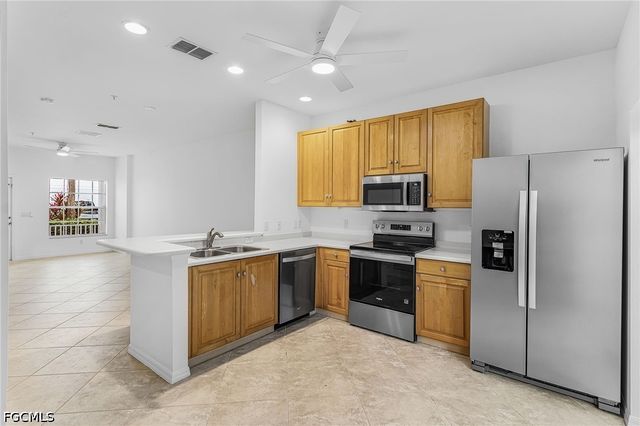 3285 Lindsey LN 2, Naples, FL 34109