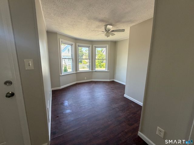 116 Hastings Street, Bridgeport, CT 06610