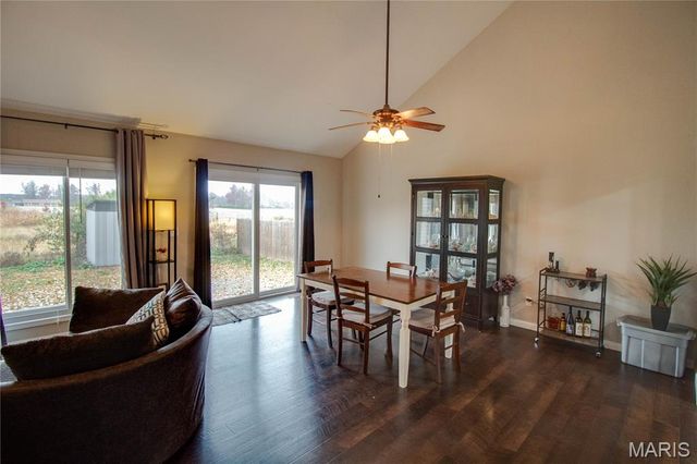 38 Katie Lynn Court, Glen Carbon, IL 62034