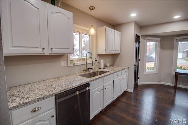 38 Katie Lynn Court, Glen Carbon, IL 62034