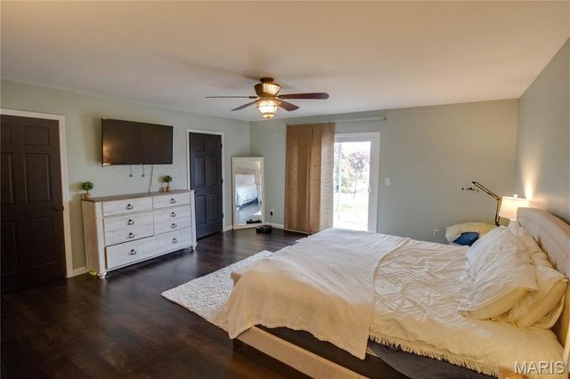 38 Katie Lynn Court, Glen Carbon, IL 62034