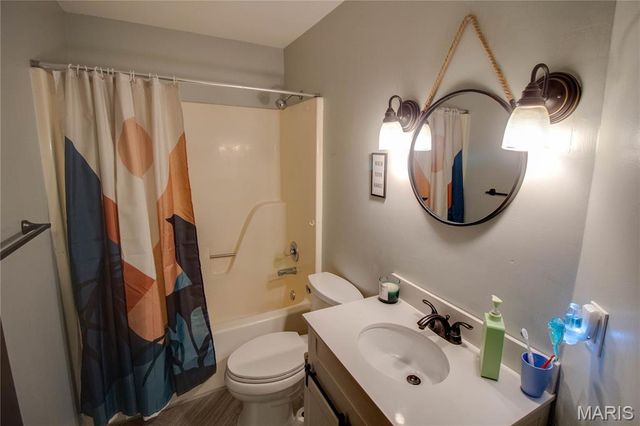 38 Katie Lynn Court, Glen Carbon, IL 62034