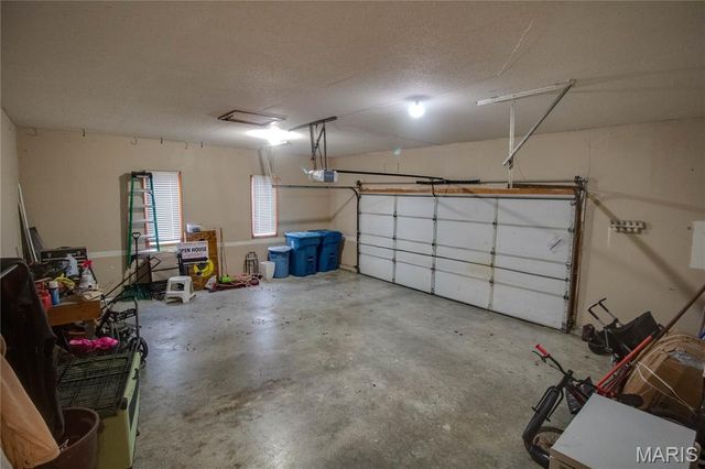 38 Katie Lynn Court, Glen Carbon, IL 62034