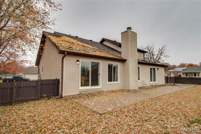 38 Katie Lynn Court, Glen Carbon, IL 62034