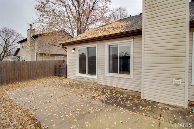 38 Katie Lynn Court, Glen Carbon, IL 62034