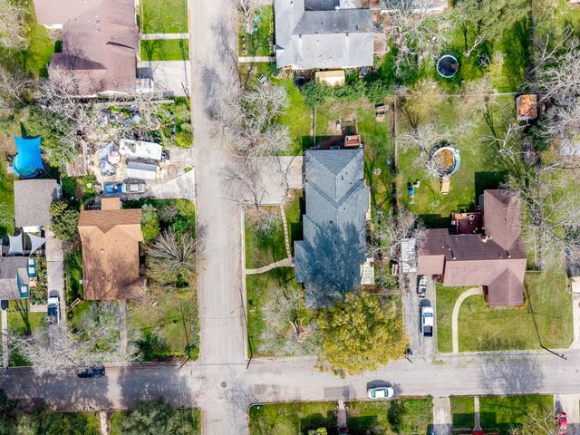 803 Peach ST, Seguin, TX 78155