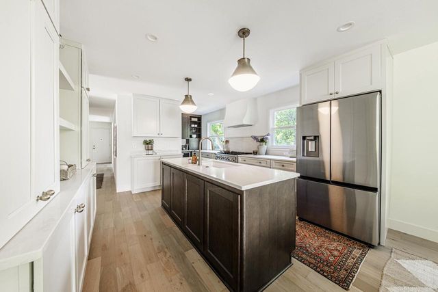14420 Woodridge CIRCLE, Brookfield, WI 53005
