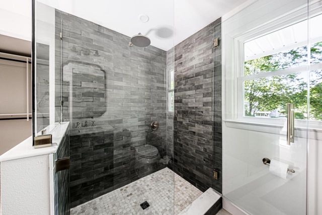 14420 Woodridge CIRCLE, Brookfield, WI 53005