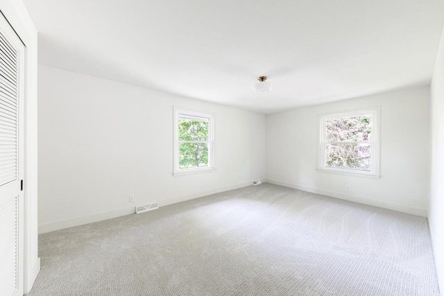 14420 Woodridge CIRCLE, Brookfield, WI 53005