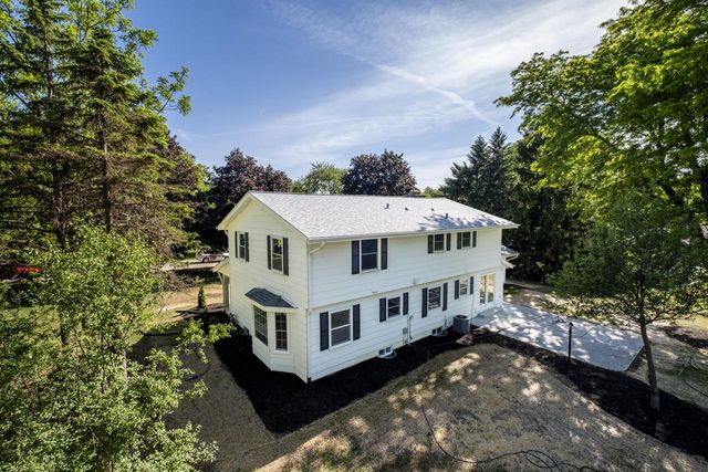 14420 Woodridge CIRCLE, Brookfield, WI 53005