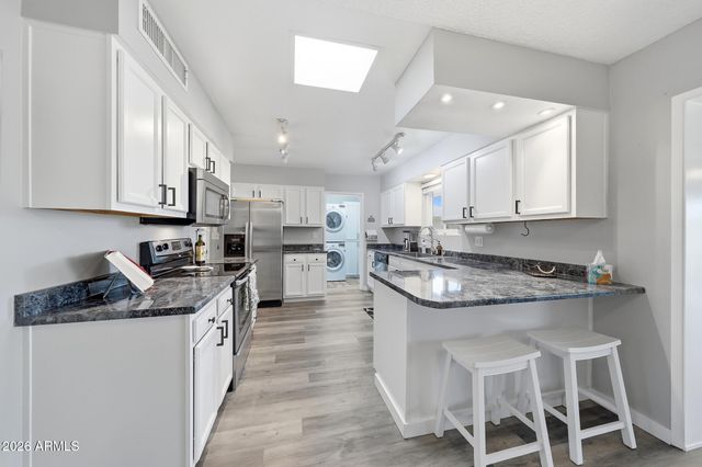 10804 W CAMEO Drive, Sun City, AZ 85351