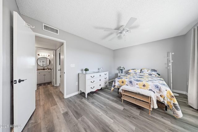 10804 W CAMEO Drive, Sun City, AZ 85351