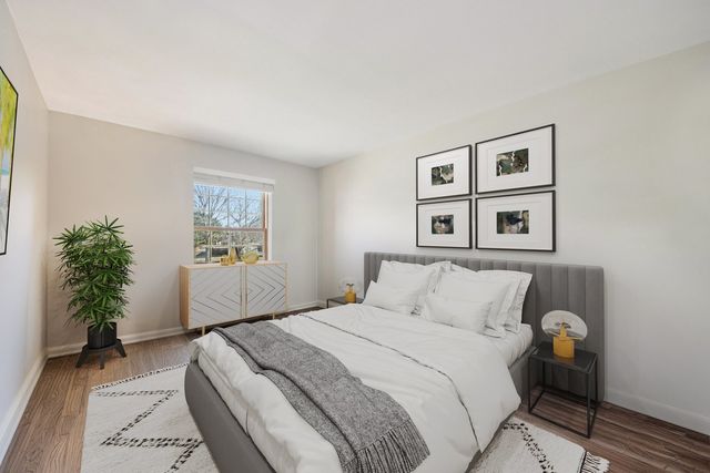 1254 Ballantrae Place D, Mundelein, IL 60060