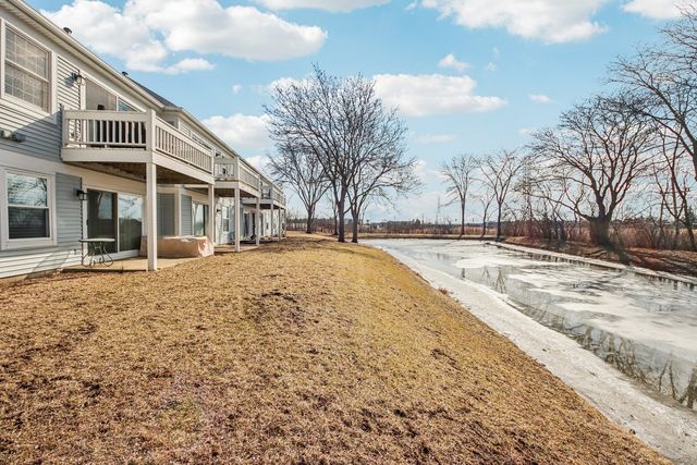 1254 Ballantrae Place D, Mundelein, IL 60060