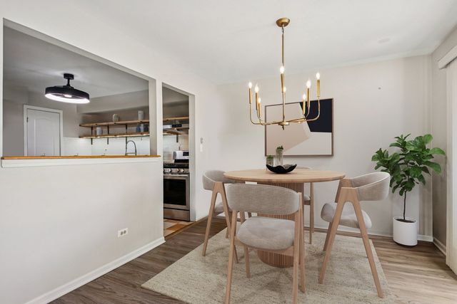 1254 Ballantrae Place D, Mundelein, IL 60060