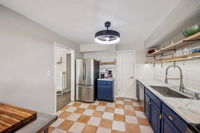 1254 Ballantrae Place D, Mundelein, IL 60060