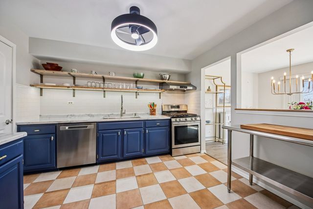 1254 Ballantrae Place D, Mundelein, IL 60060