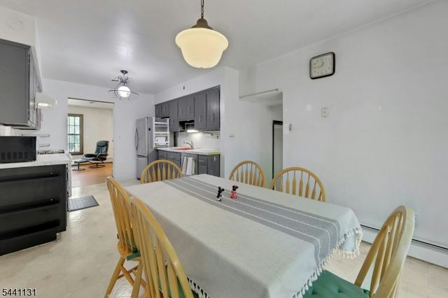 281 Rivara Ct, Ridgewood Village, NJ 07450