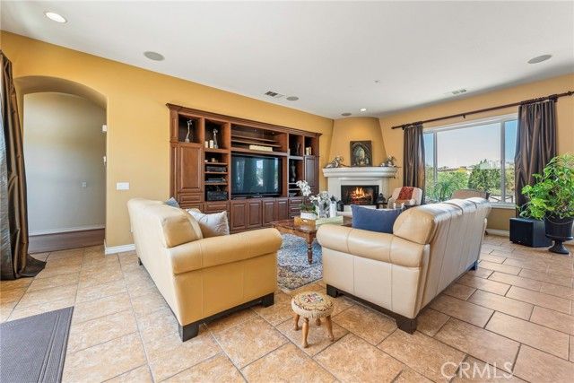 7940 Choi, Riverside, CA 92506