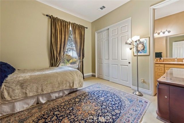 7940 Choi, Riverside, CA 92506