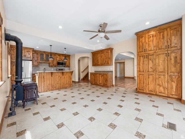 1317 E SOUTH POND CIR, Mapleton, UT 84664