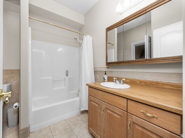 1317 E SOUTH POND CIR, Mapleton, UT 84664
