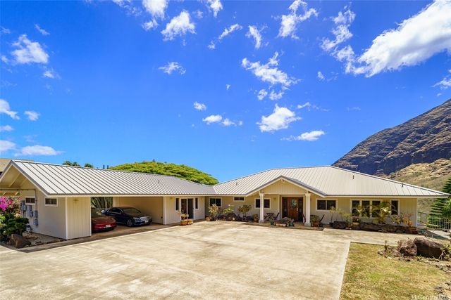 84-1080 Maunaolu Street, Waianae, HI 96792