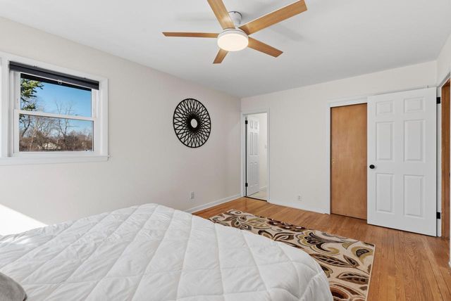 9032 N Regent ROAD, Bayside, WI 53217