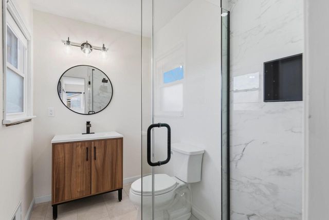 9032 N Regent ROAD, Bayside, WI 53217