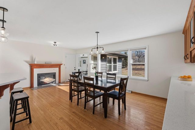 9032 N Regent ROAD, Bayside, WI 53217