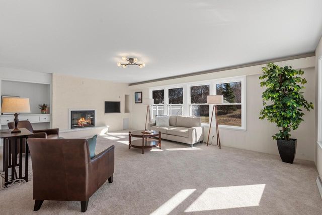 9032 N Regent ROAD, Bayside, WI 53217