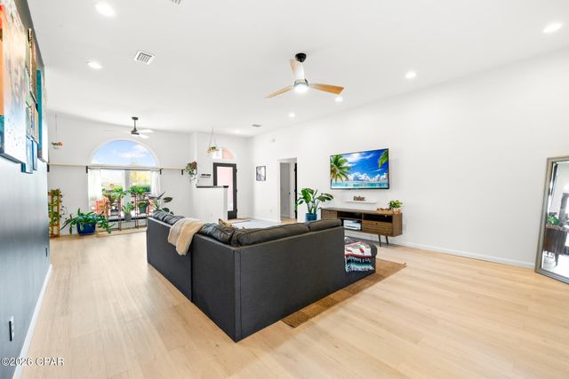 4725 Halcyon Drive, Panama City, FL 32404