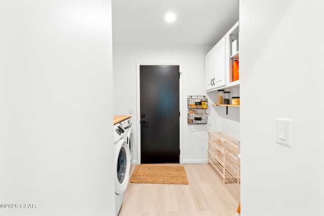 4725 Halcyon Drive, Panama City, FL 32404